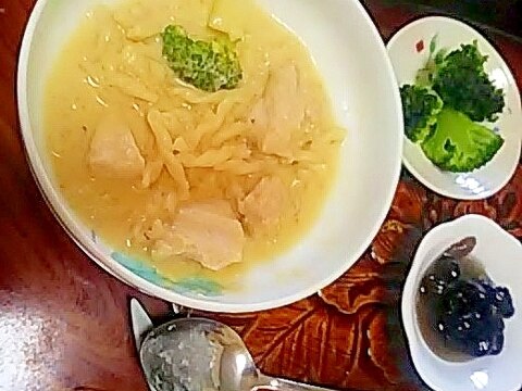 給食風チキンマカロニグラタン